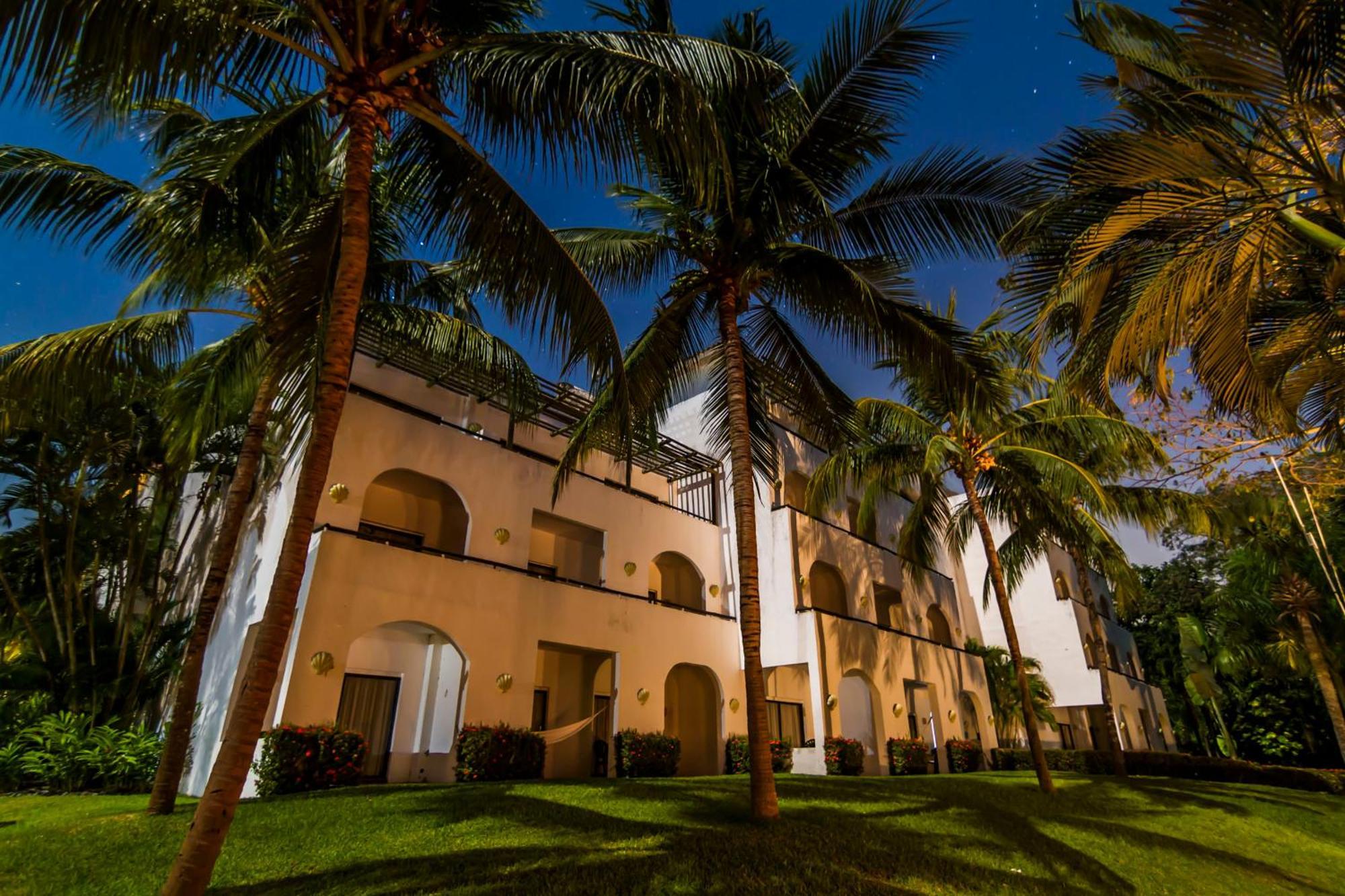 Hotel Soleil Pacifico Chulamar Ngoại thất bức ảnh