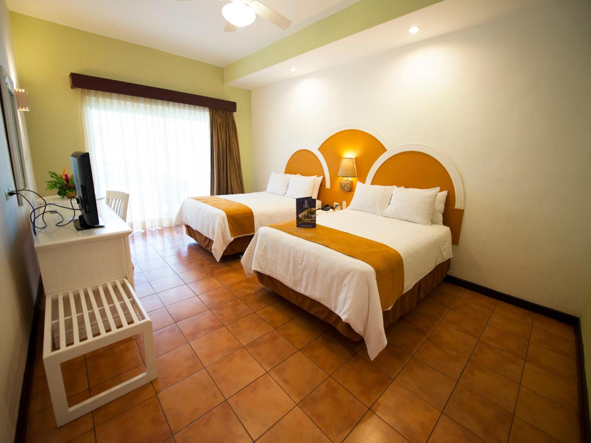 Hotel Soleil Pacifico Chulamar Ngoại thất bức ảnh